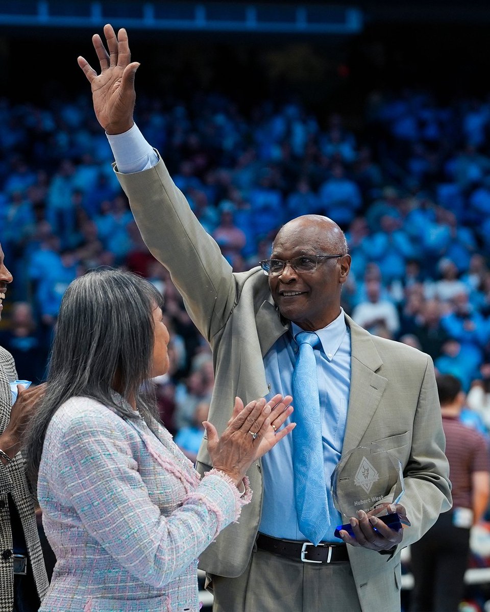 UNC Tar Heels tweet media