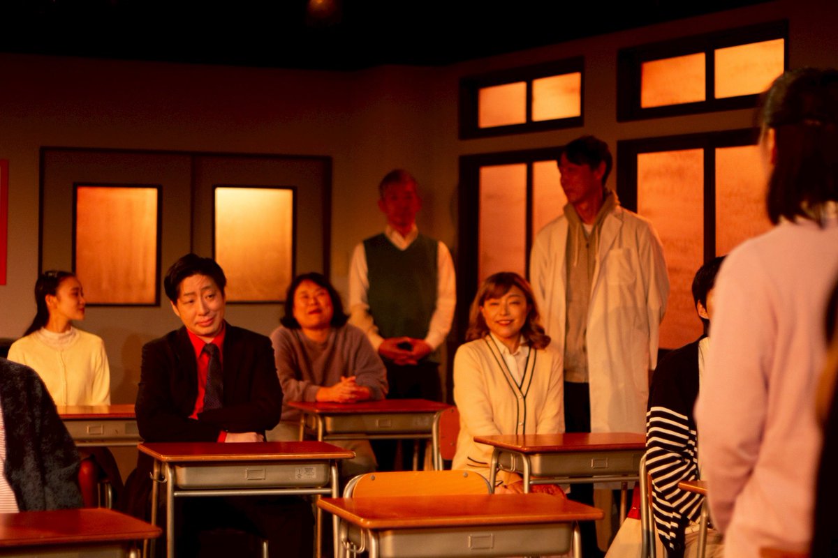 9-States
アイロニーの丘
千穐楽となりました
おかげさまで
本日の回は満席となります
自由席です
公演時間1時間55分となります
ご来場頂くお客様
お席のご希望ある方や
複数名でお並びで観たい方など
少し早めのご来場を
おススメ致します
気をつけてお越し下さい。

＃駅前劇場
＃アイロニーの丘