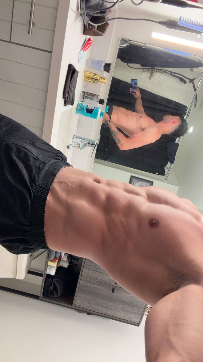 Mickey Lacoste tweet media