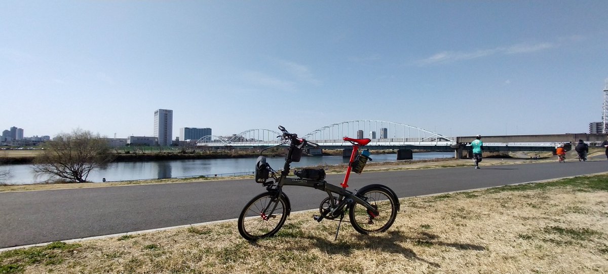 keyla0129's tweet photo. 鶴見川CR散歩〜横浜スタジアム〜多摩川
#DAHON
#DAHONMuD7
#おりたたぶ https://t.co/uDHE5PieWU