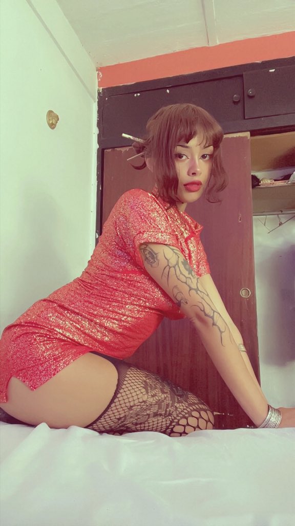 𝘏𝘢𝘻𝘦𝘭 • +18 甘い tweet media