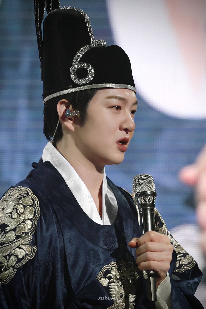 N년전 오늘의 창섭🍑 tweet media