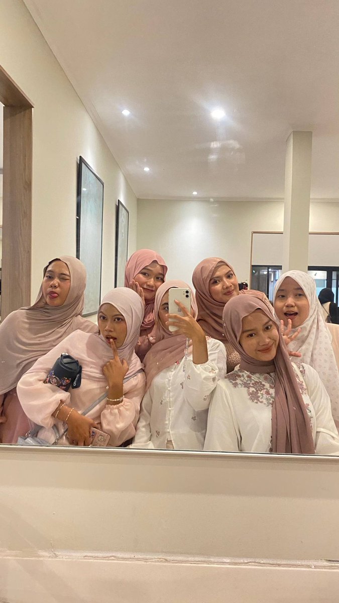 nay.caca🍔 | rest kuliyah(⁠〒⁠﹏⁠〒⁠) tweet media