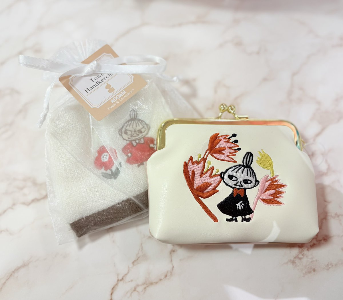 本日3月1日は【リトルミイの日】
ミ(3)イ(1)の語呂合わせからリトルミイの日として親しまれています🌸
カワブンでもミイちゃんグッズを展開中❤️
お立ち寄りの際はぜひミイちゃんグッズをご覧ください🫶🏻
#リトルミイの日