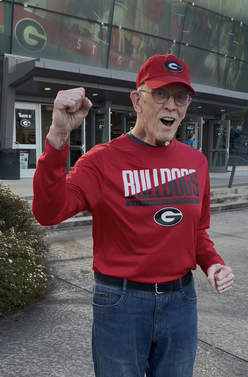 daddyhupp's tweet photo. @UGABasketball Great W &amp; my dad’s happiness captured after today’s game (he graduated with master’s degree in ‘74) https://t.co/EgQv5dFjZd