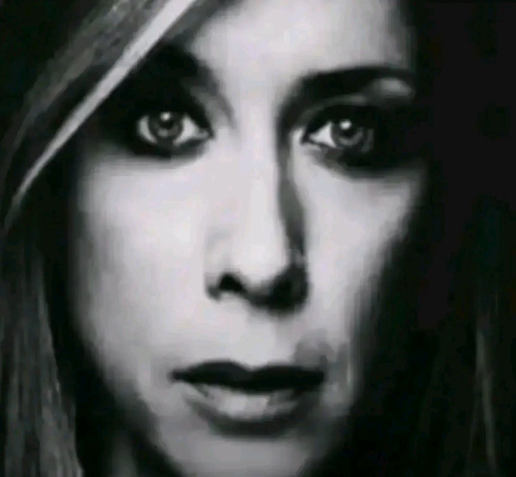 Gerard watching Mikey confirm the band was at studio after gatekeeping mcr5 existence for 6 years