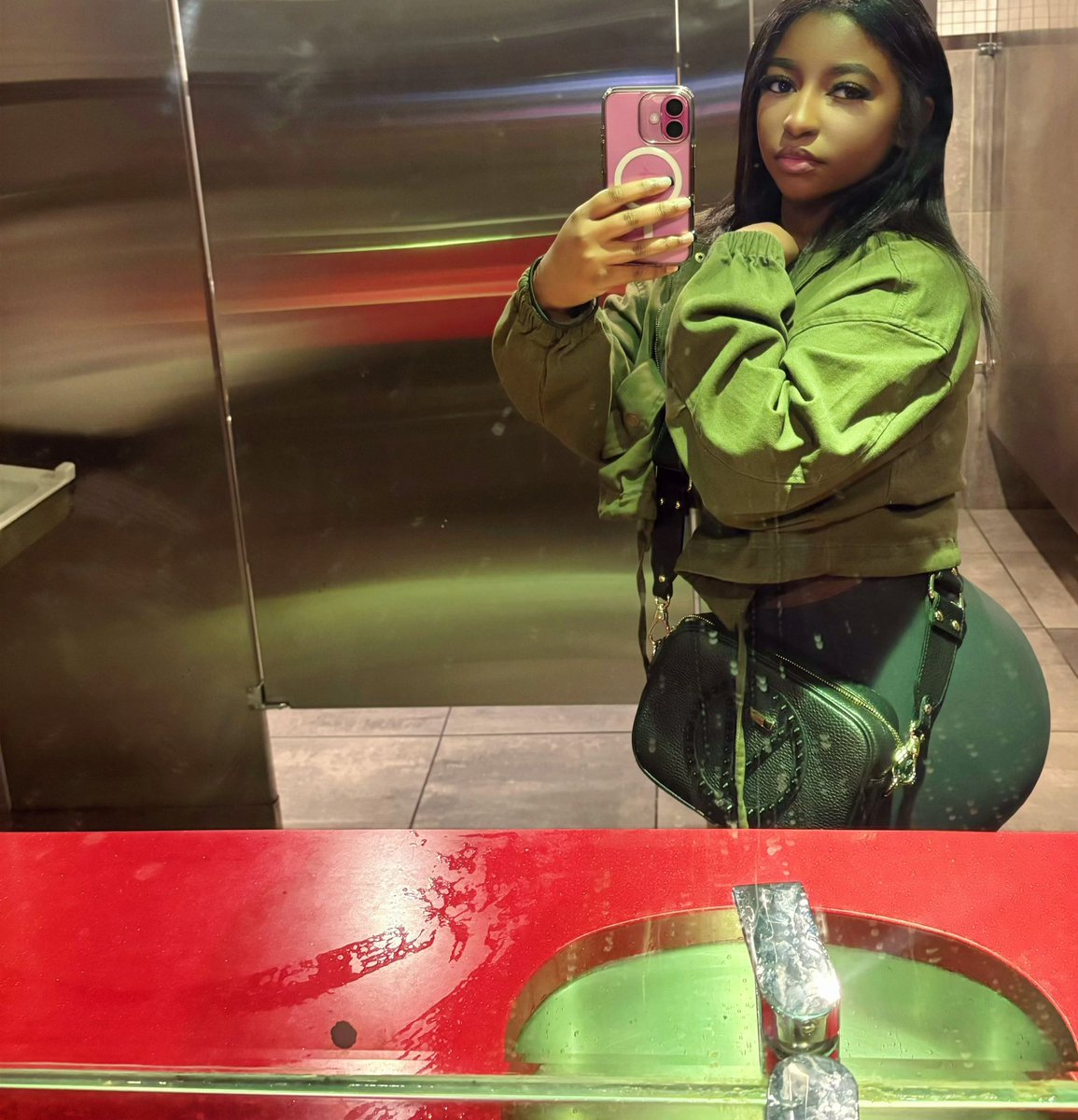 gianahmuse tweet media