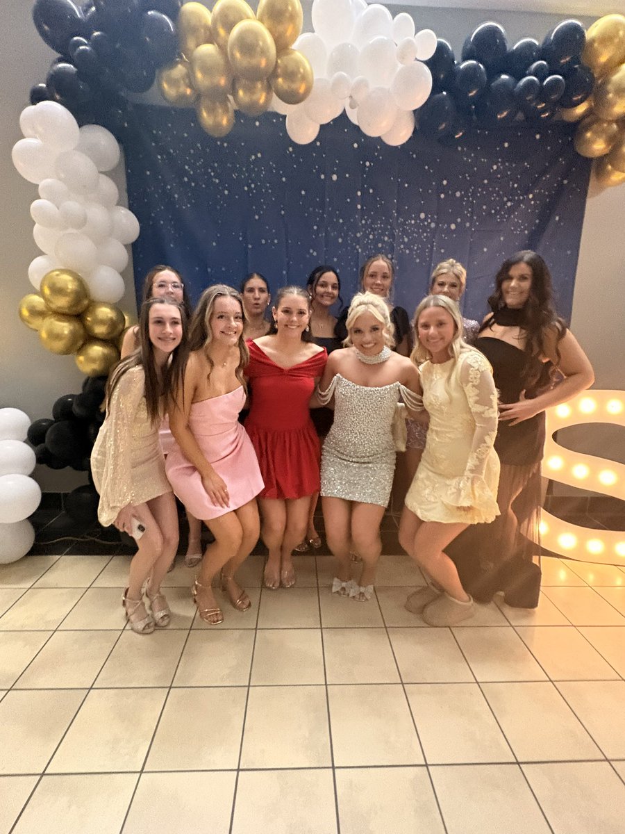 SouthWarren Softball tweet media