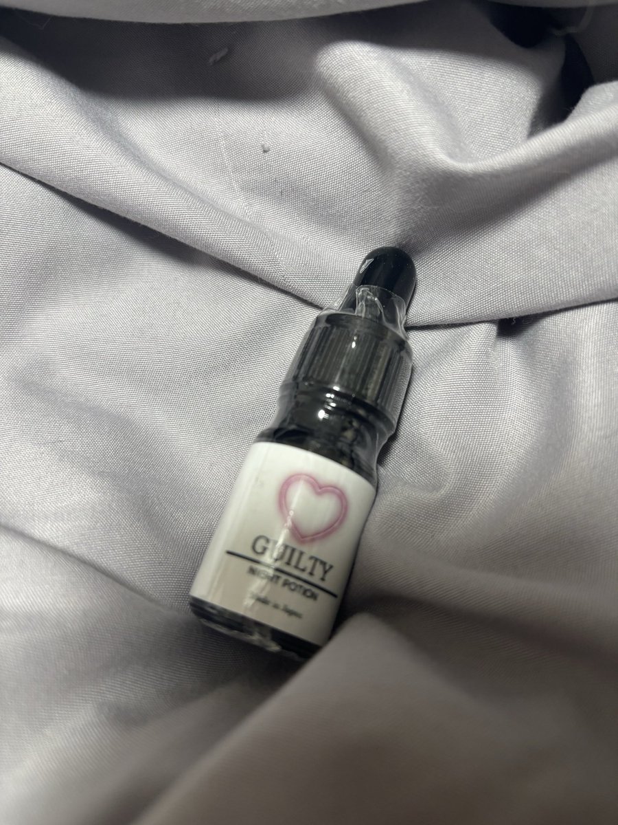 #ギルティポーション　#媚薬
前から気になっていたギルティポーションが当選し、届きました。これまで他の媚薬を試しましたが、効果はどうだったのかよく分かりませんでした。ギルティポーションの口コミを期待して、早速試して見ます。