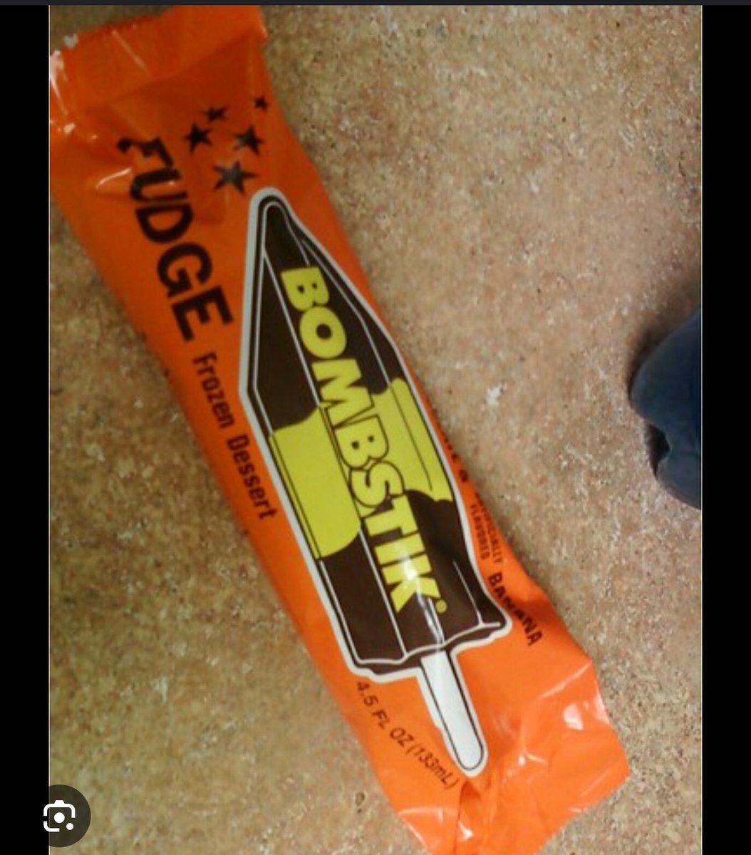 tep97281's tweet photo. man mfer would NEVER UNDERSTAND these use to HIT DIFFERENT 😩😩 https://t.co/Q6IS0OYV8B