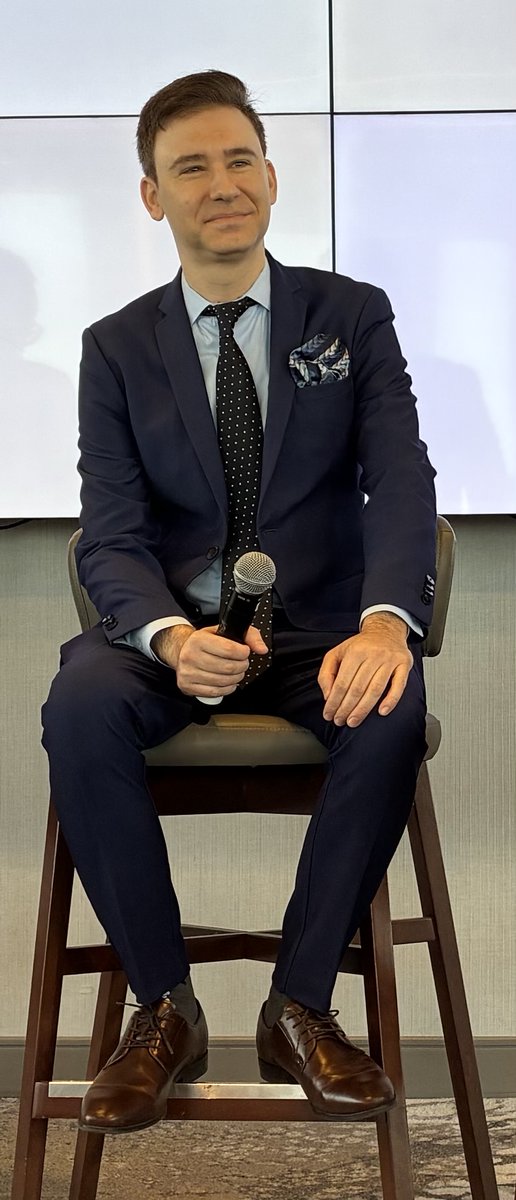 drmarkeltis's tweet photo. It was a pleasure to speak at the Optomeric Leaders Forum (OLF) in Ottawa #optometry #Leadership @CanadianOpto https://t.co/iaEh8AFyQK