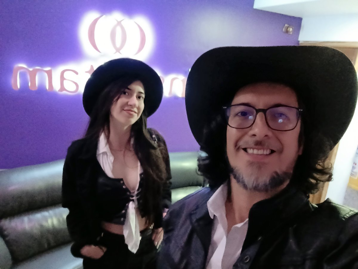 𝑪𝒐𝒎𝒆 𝒕𝒐 𝑫𝒂𝒅𝒅𝒚 tweet media