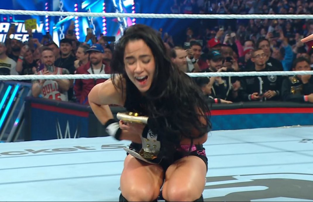 Ex-Con Dom. (Parody) tweet media