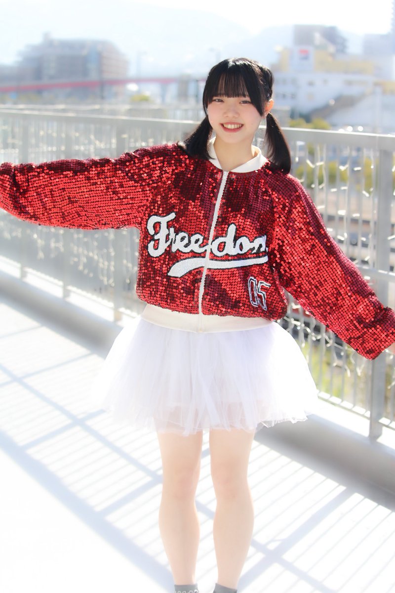 neru_camera's tweet photo. 【2026.01.17 エンターテイメントシティ長崎ステージ】
おさんぽ!
日光に当たってキラキラしてて良い衣装〜という気持ち☺️
#ミルクセーキ
#香月ちはる (@MilkShakechihar )ちゃん
#ZzzCamera https://t.co/AJya9uvKDk