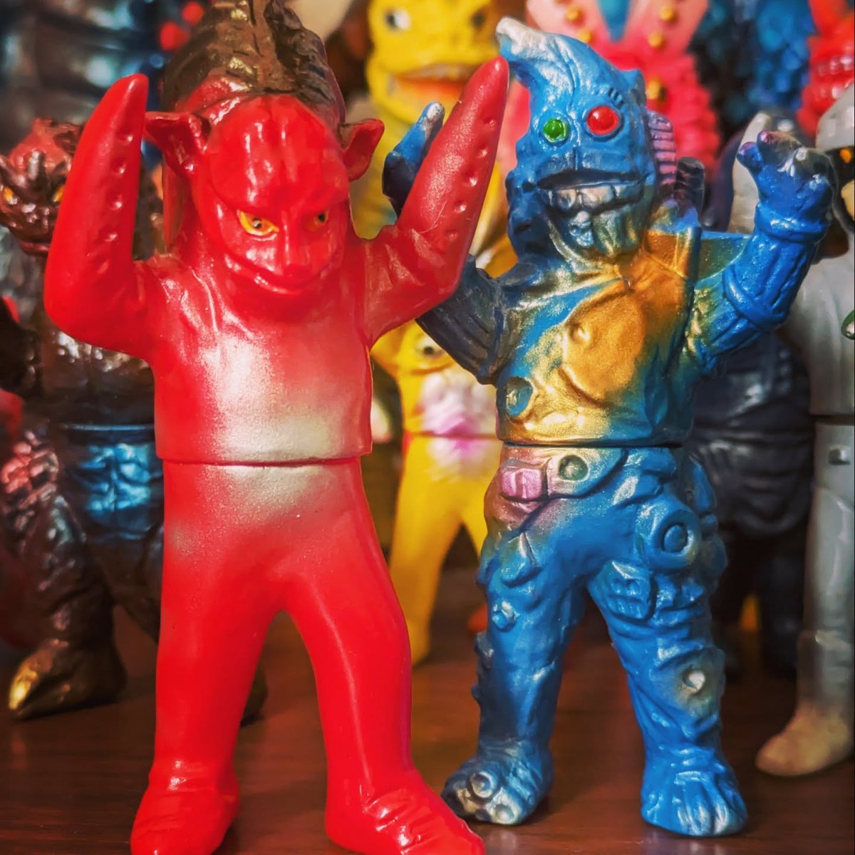 フォロワーさんの動画で久々に怪獣軒のシルバー仮面のソフビ紹介を見て