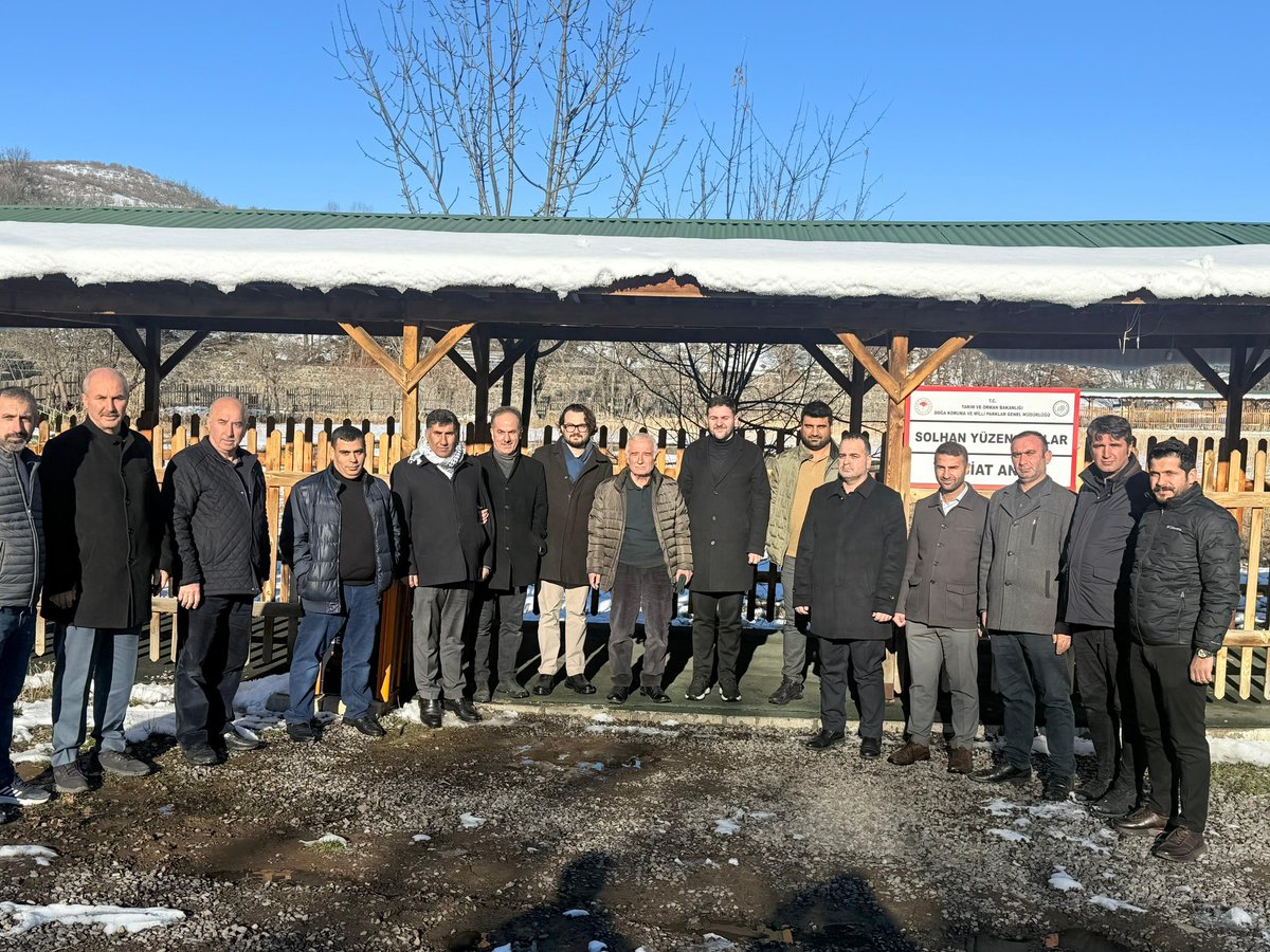 mmgdiyarbakir21's tweet photo. Mimar ve Mühendisler Grubu Diyarbakır Başkanımız Gülhan Sönmez, Y.K Üyemiz Davut Yıldız ile birlikte Bingöl'de düzenlenen MMG Bölge Toplantımıza katılım sağladılar.

Program dahilinde önce doğal Yüzen Adalar ziyaret edilerek akabinde yapılan toplantıda istişarelerde bulunuldu. https://t.co/lzzCqUD3kv