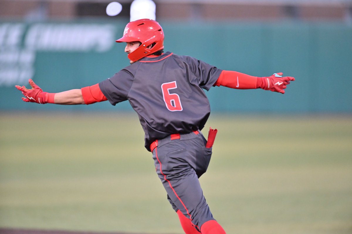 UNM Baseball tweet media