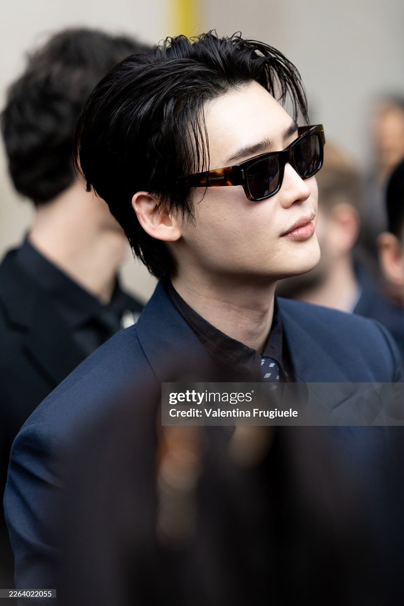 MyKoreanDramaID's tweet photo. #LeeJongsuk ganteng paripurna di kamera mba Getti 😍🥰 https://t.co/L0p8RE8NgV