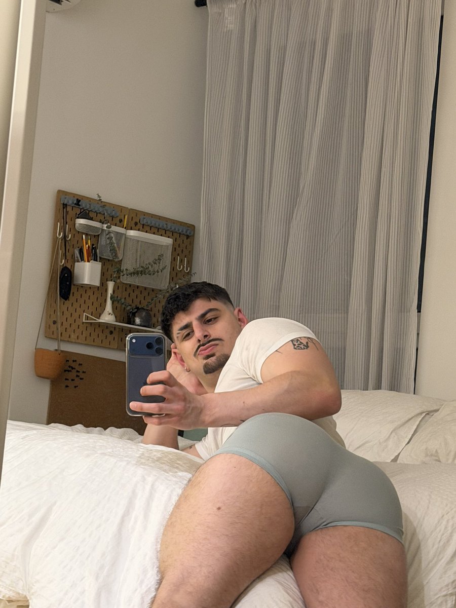 Alfrwdoe tweet media