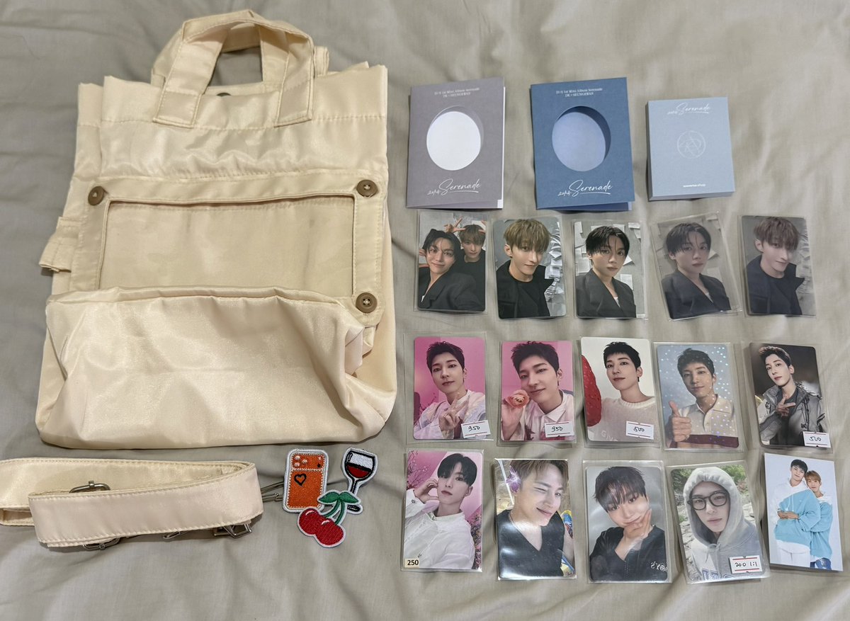 kwanseokhao_o's tweet photo. #LoveNoteFromDKVernonDino haul pati concert bag nasecure 🙂‍↕️😆 https://t.co/8lbbZmc8TV