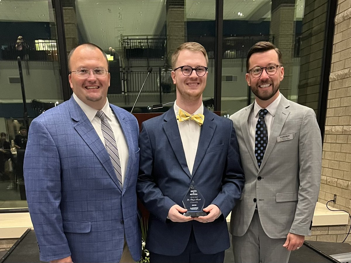 Dr. Derek Voiles tweet media