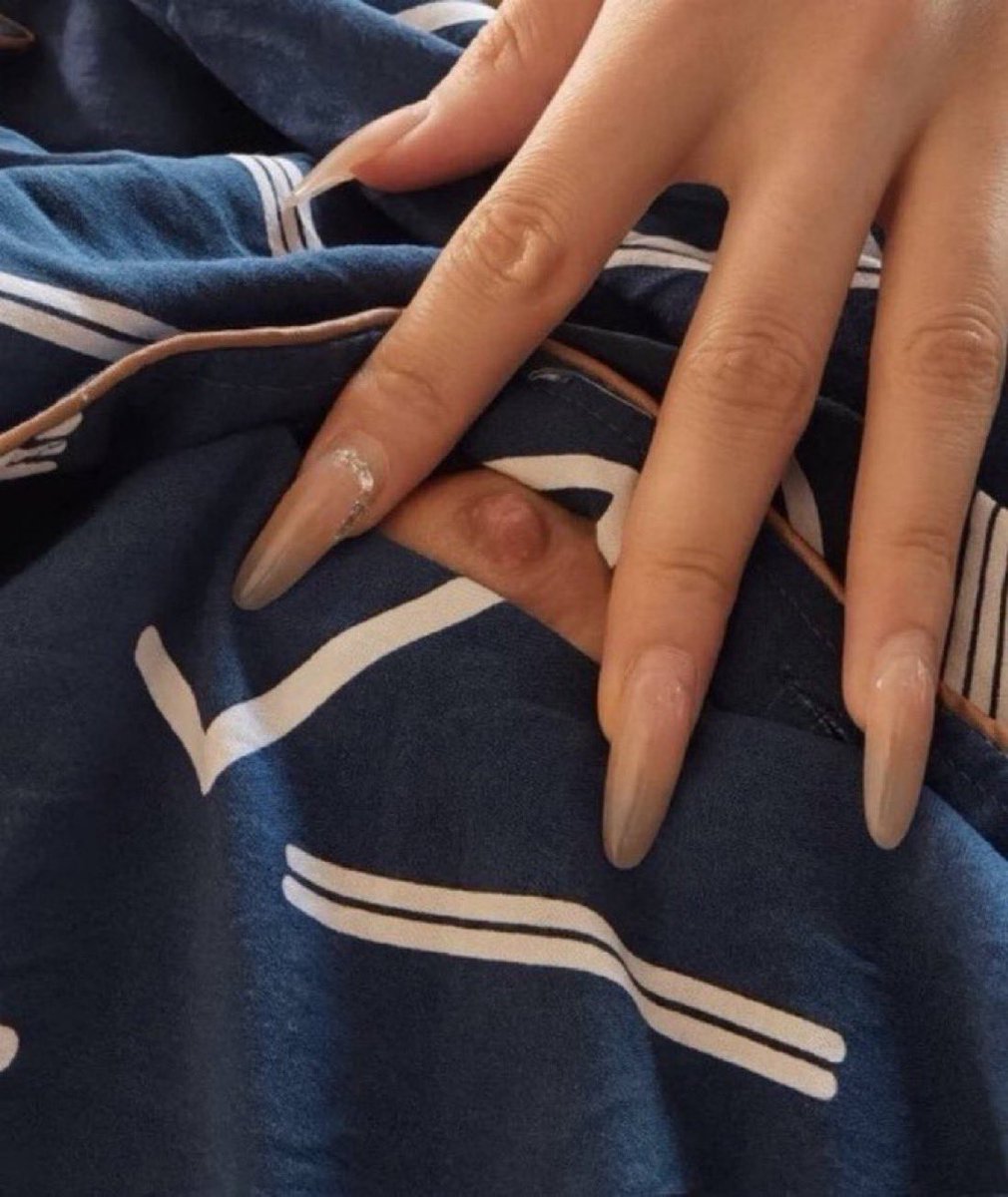 نورسين | برايفت 🍒🇦🇪 tweet media