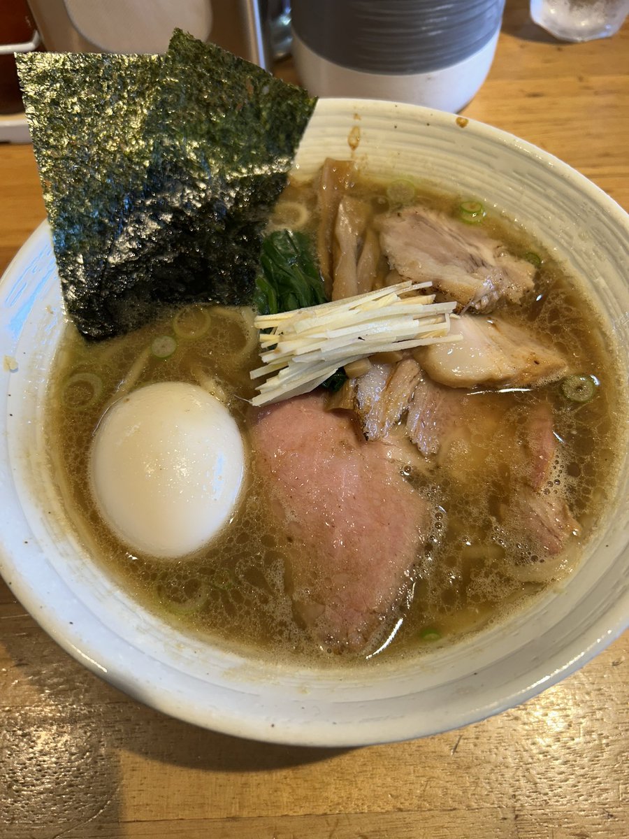 GOUNN8's tweet photo. #まーさんラーメン🍜
#沖縄ラーメン

#NAGISA okinawan ramen.
#沖縄県島尻郡与那原町与那原

【限定】特製生姜醤油

くわっちーさびたん❗️ https://t.co/l9tJt97Rnf