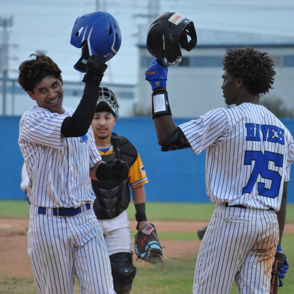 Dekaney High School Baseball ⚾️ tweet media