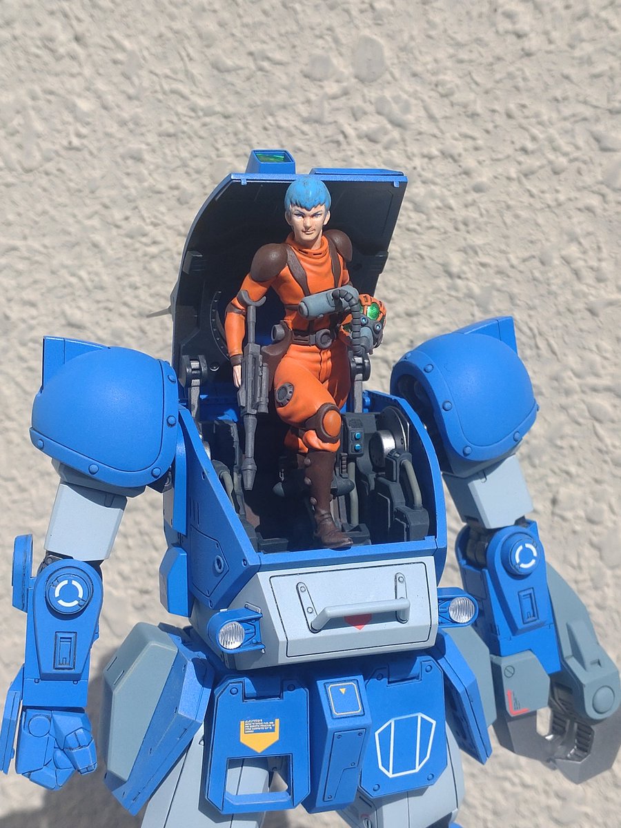 sasaki1194's tweet photo. PLAMAX1/24ラビドリードッグ完成☆
ついに完成しました✨
汚しはほんのり、トップコートはつや消しで一部を半つやにして別パーツ感をだしてみました🤗
なかなか良い感じではないでしょうか?
このキットはシュッとした狂犬とキリコさんが製作出来る良いモノでした✨✨
#ボトムズ https://t.co/BuXCz9HlVq