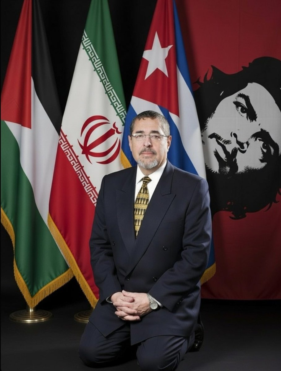 El fraudulento Bernardo Arévalo se pone de rodillas ante el comunismo y los países terroristas que atacan Estados Unidos es impresionante que la <a href="/usembassyguate/">US Embassy Guatemala</a> siga trabajando con el gobierno de Guatemala cuando ha demostrado ser un gobierno enemigo de <a href="/realDonaldTrump/">Donald J. Trump</a>