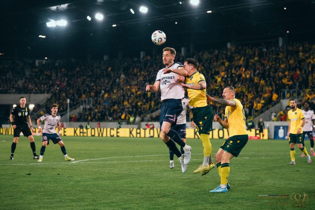 Paweł Bochniewicz: Kiedy wychodziłem na boisko, prawie się popłakałem 

roosevelta81.pl/pawel-bochniew…