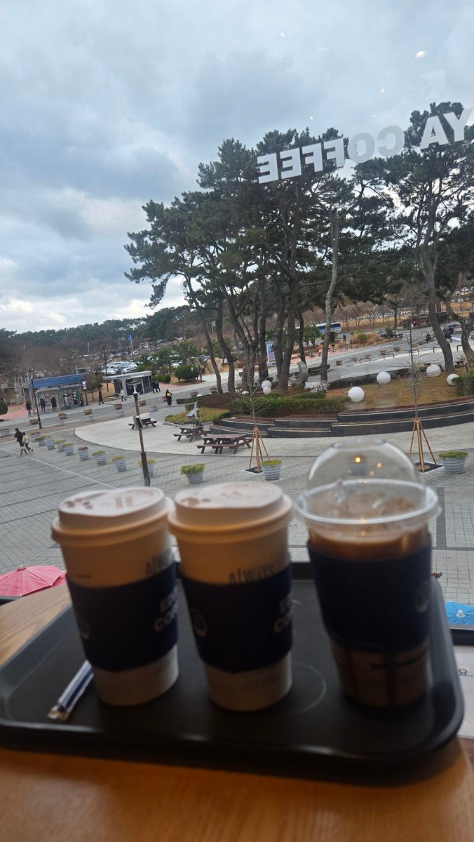 ㅎiㄹㄹiㅇ tweet media