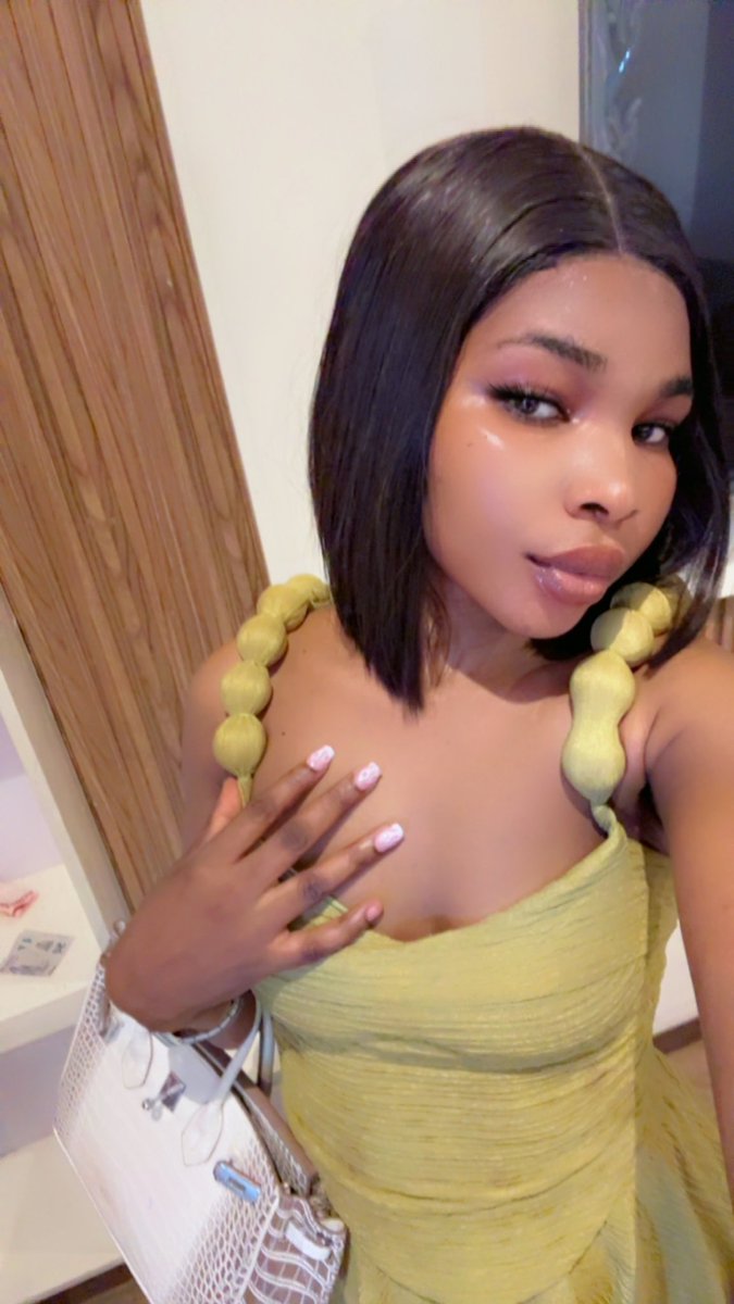 JaneCostly's tweet image. May the month of March Favour us 🙏
More greens 🥬 
Giveaway ✅
20k for 10 people 
Like &amp;amp; repost to get