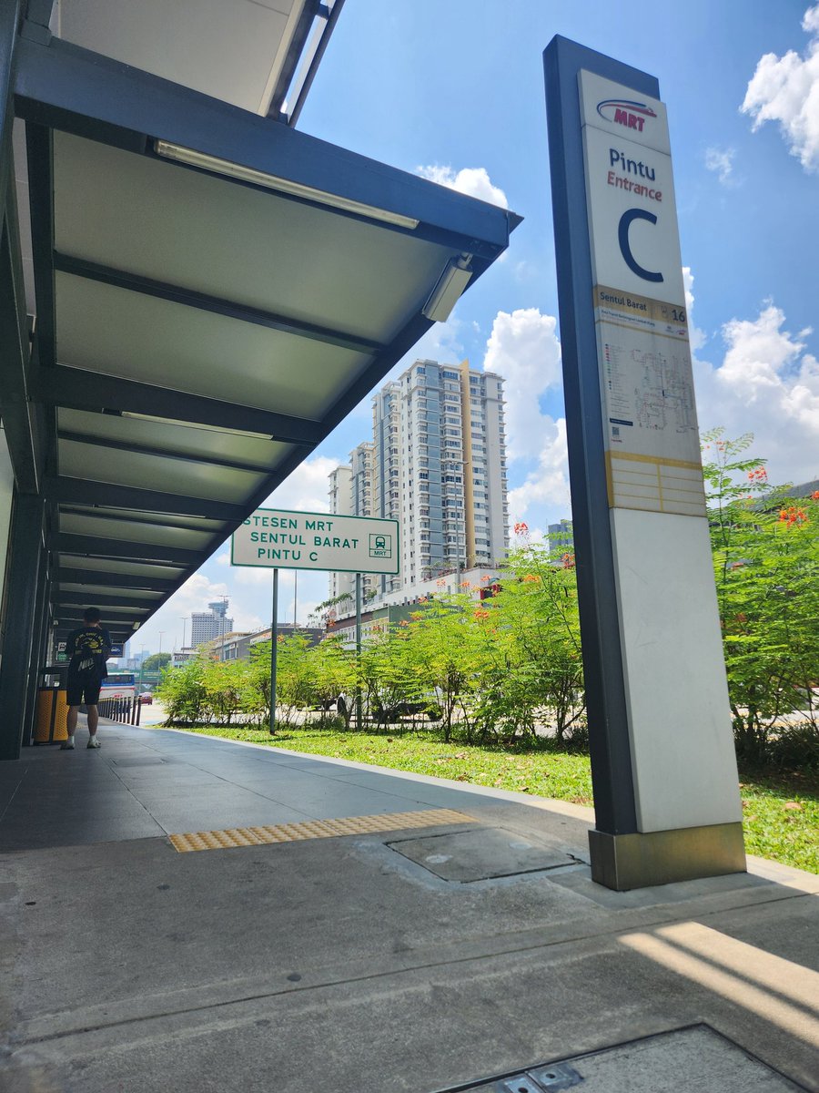 Shihab🇧🇩 tweet media