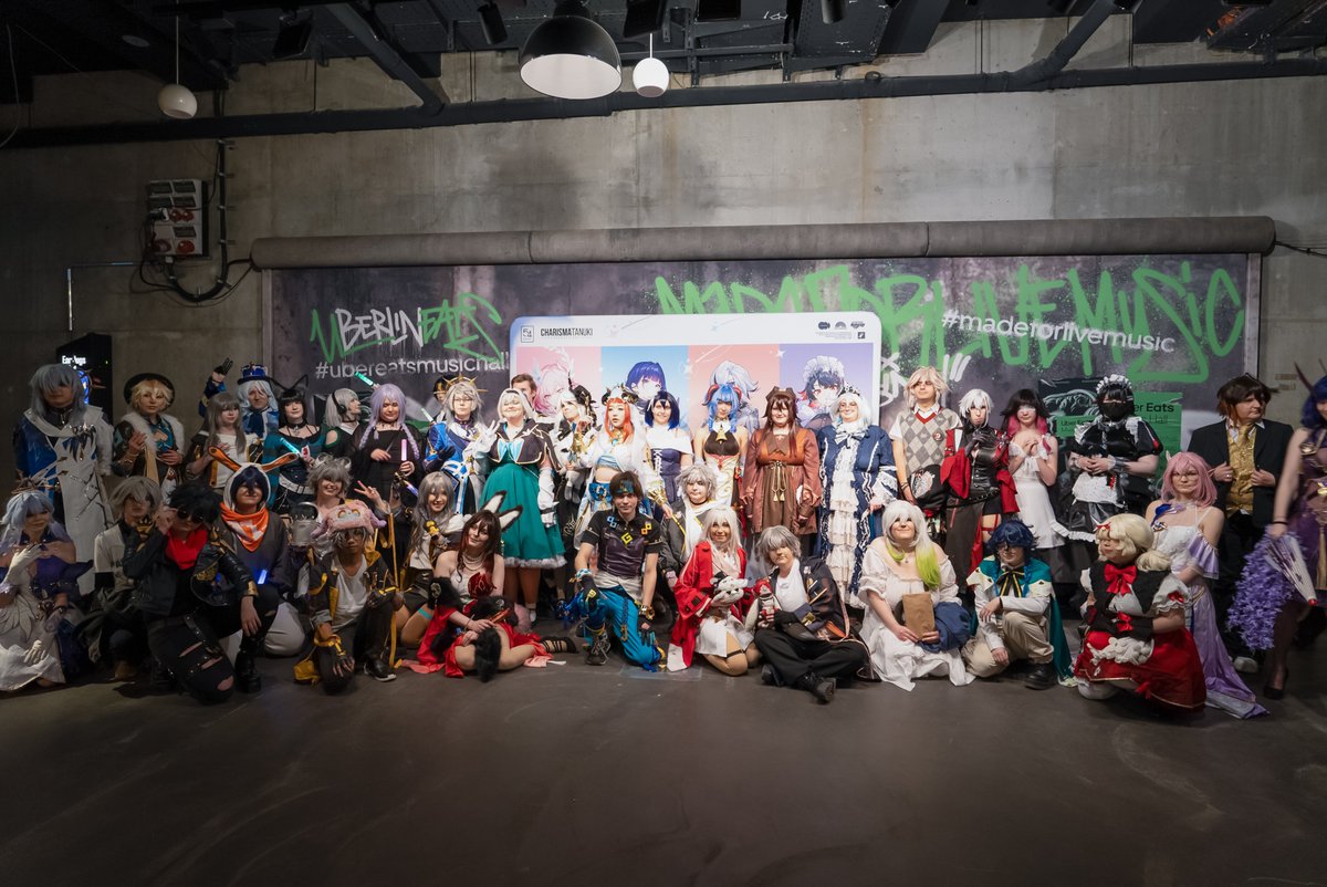 HoYoFair_0's tweet image. Vielen Dank an alle Gäste in Berlin! 💖 
Und an alle im Cosplay: Ihr wart einfach atemberaubend. Teilt eure Lieblingsmomente mit uns! 

#HoYoFairConcert