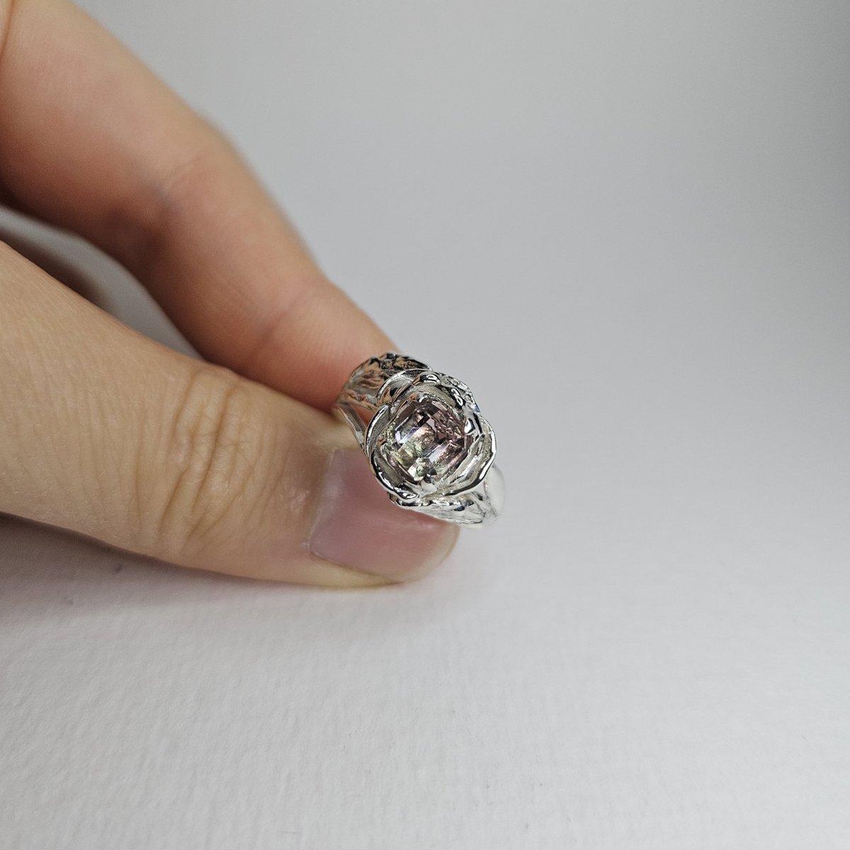 J/N✨️ tweet media