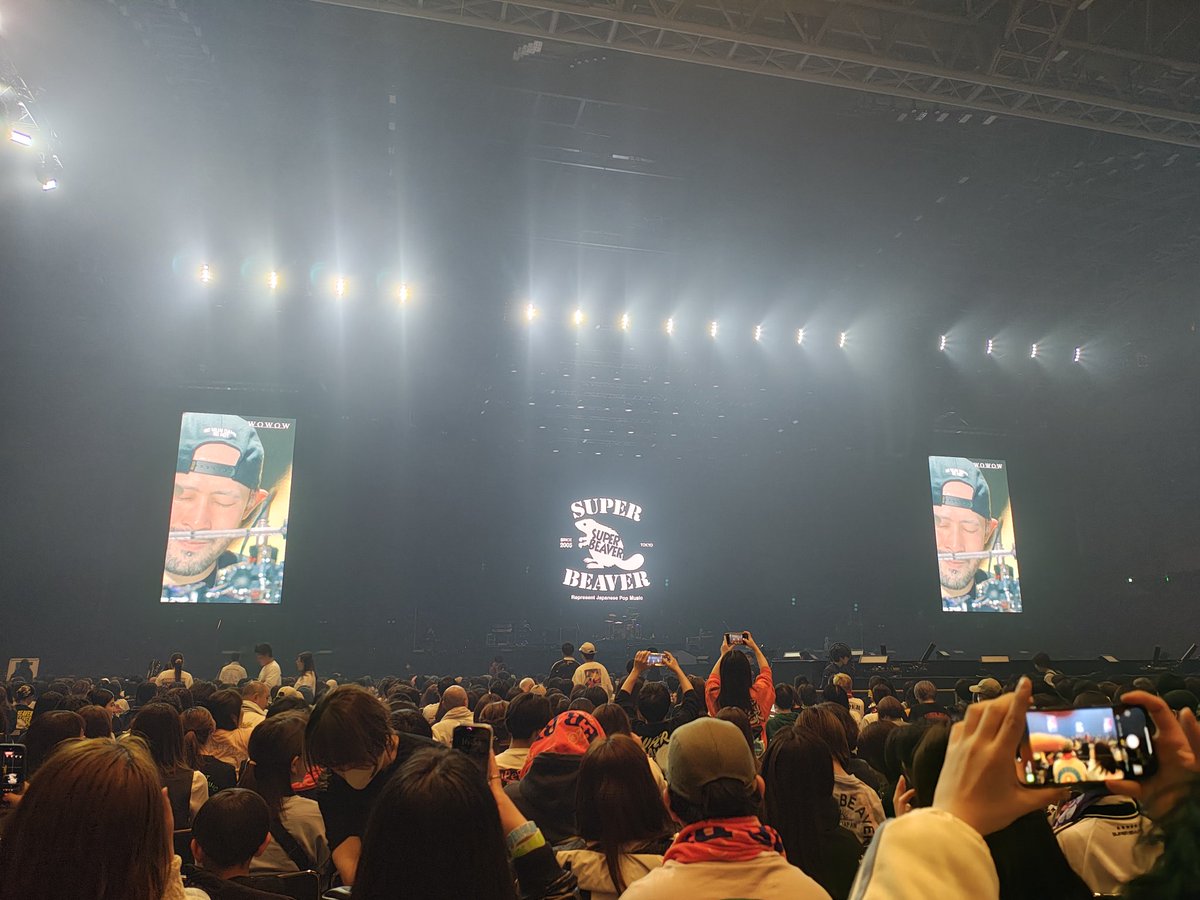 ほんこち！！！！
今日はここからよろしくお願いします✌️

#SUPERBEAVER
#ラクダトゥインクルー