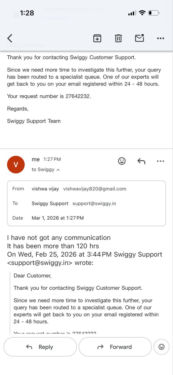 bakaitea's tweet photo. @Swiggy @jagograhakjago 

Team please help me with this 
Its clear ignorance on your part. https://t.co/Tb0iLppRBQ
