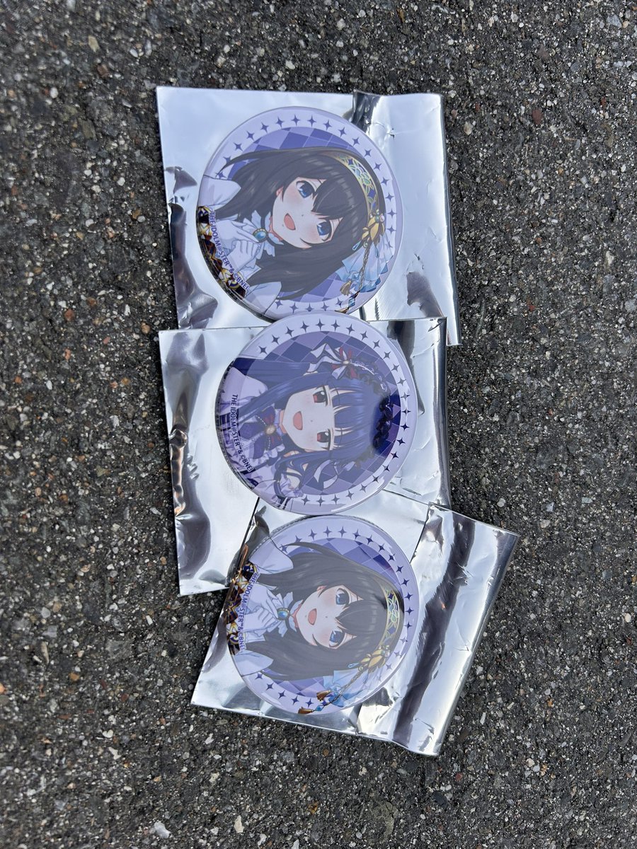 ねえ！聞いて！！ ラスト3枚の缶バッジ買ったら神引ききちゃぁー！！！🫶