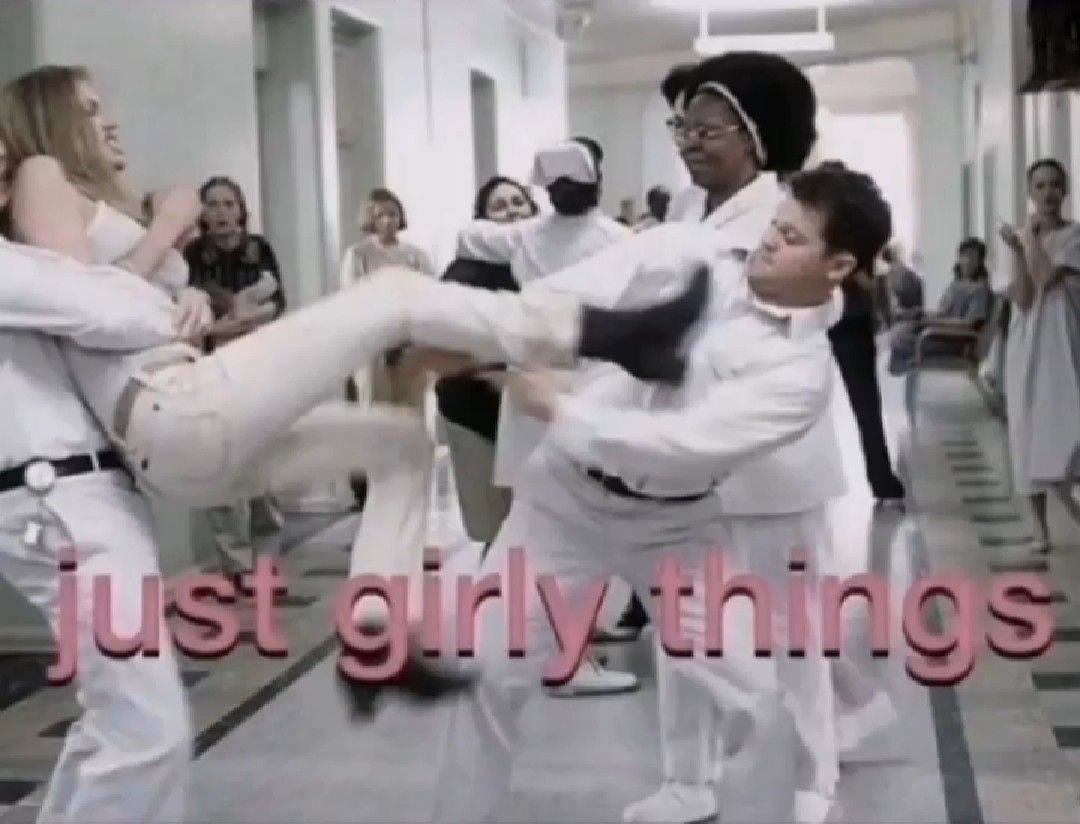 fefa ★ tweet media