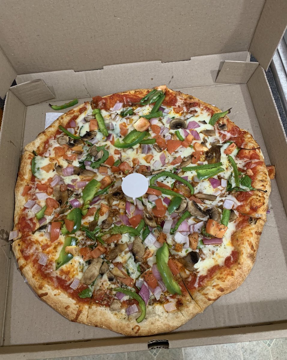 Pizza. I got me some pizza the other day, and shamelessly loaded it with most of my favorites 😋