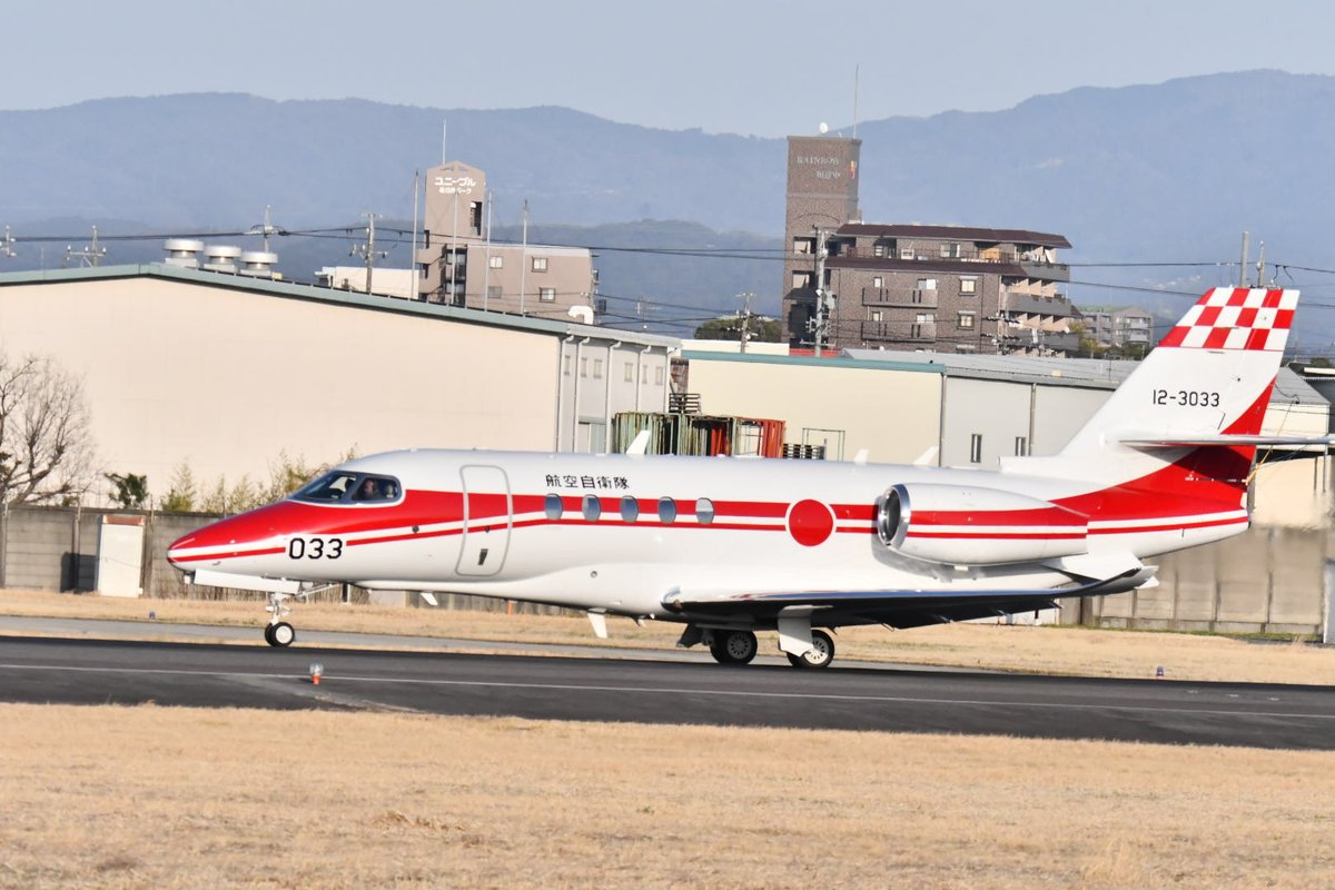 KC767X2F15's tweet photo. 先ほど4時45分頃
U680飛行点検機
小牧基地を帰投され
入間基地へ向かいました✨
ありがとう👋
#小牧基地
#入間基地
#U680
#飛行点検機 https://t.co/bUponlQJSo