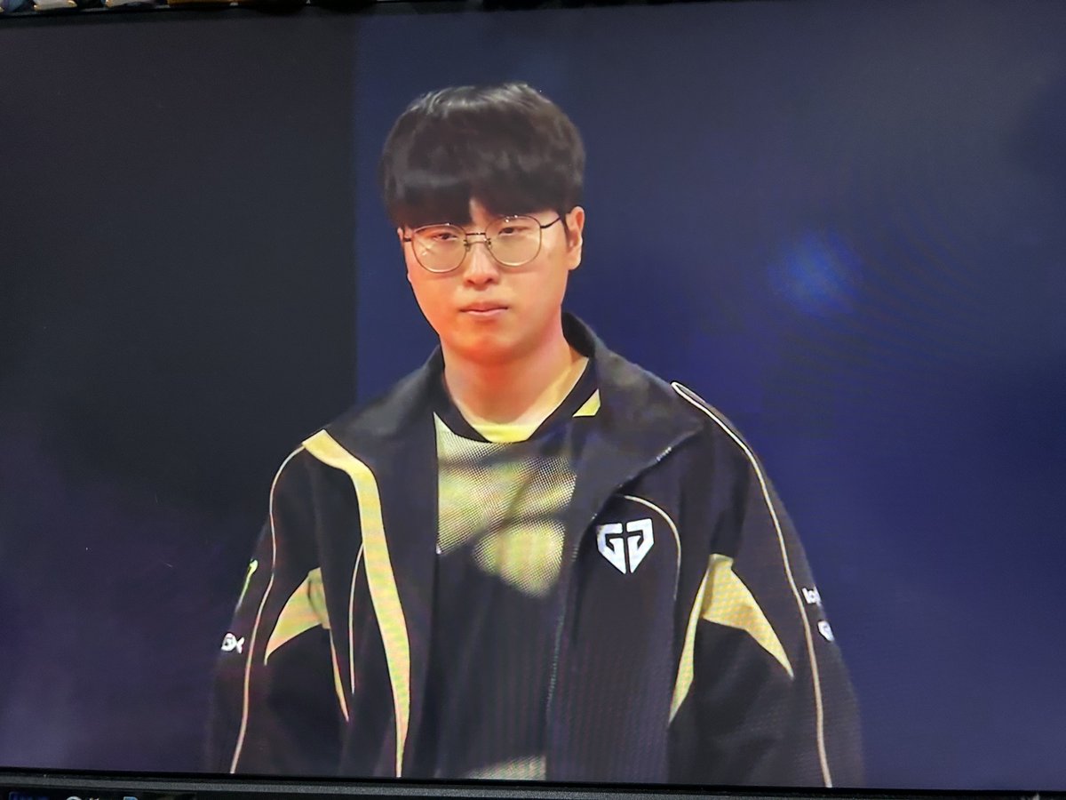 呼呼ovo tweet media