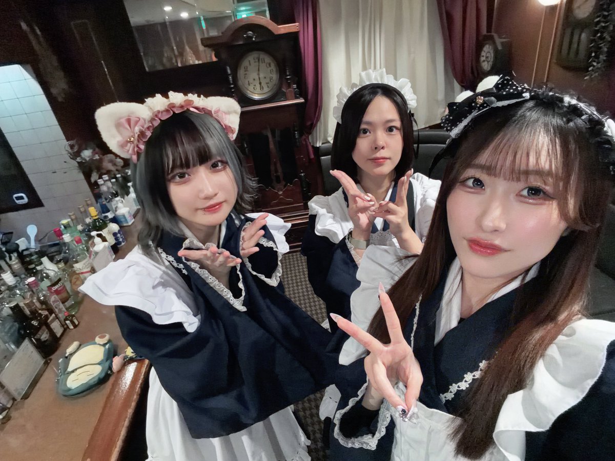 3/1 最果てオープンしました🌸 🍒あやめ 🌸なずな 🍒ぽー 3月スタート