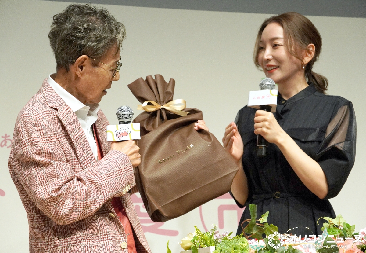 加藤茶、誕生日サプライズで妻からプレゼント🎁 感謝伝えるも…「涙より