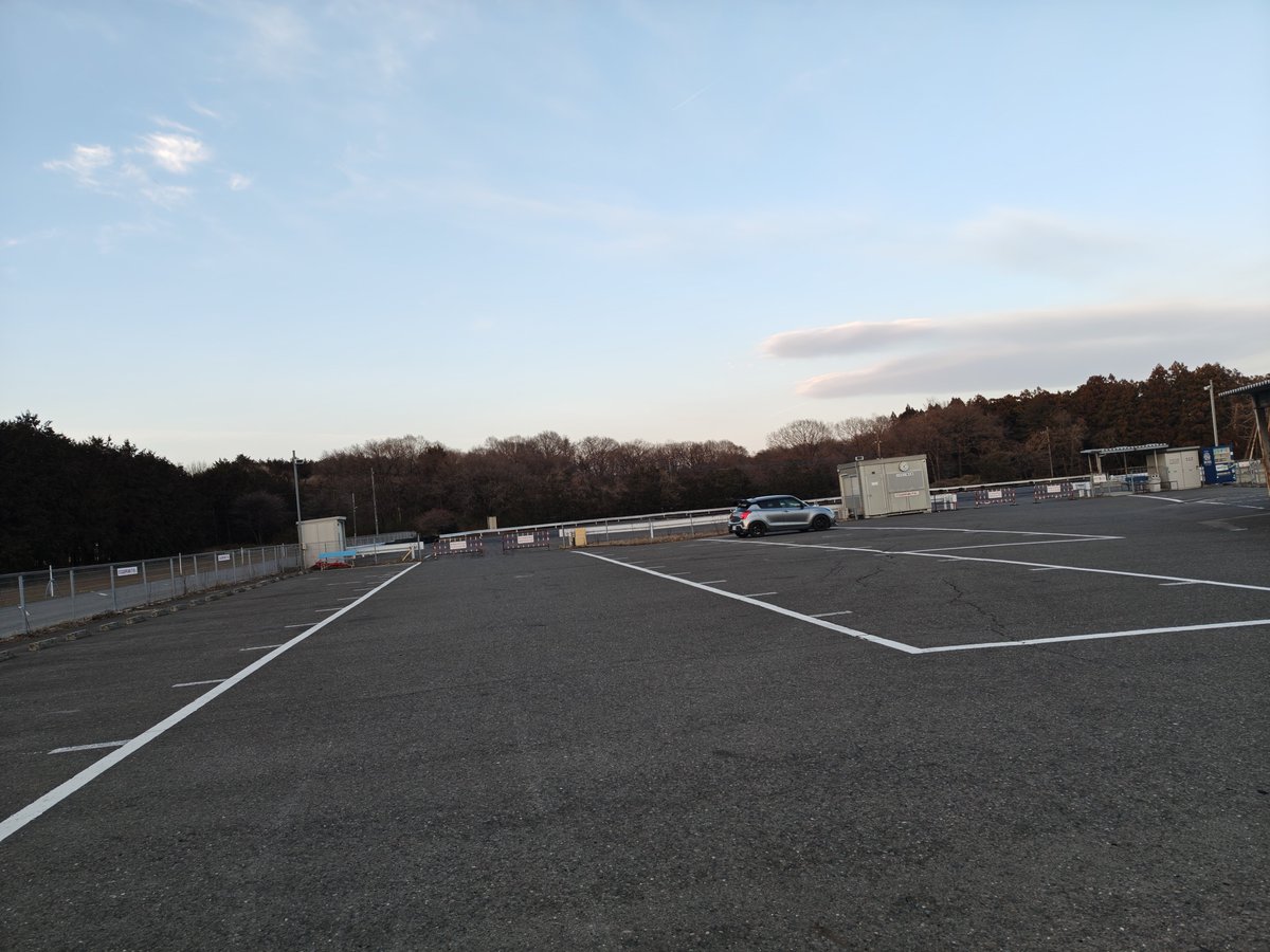 Paka_sou's tweet photo. 完全撤収となります(車両は主催のものとなります)。
参加者および見学者の皆様ありがとうございました。

今回赤字なのもありますので、次回すぐ開催出来ませんが何かしら考えていきたいと思います。 https://t.co/NNeLRQbZI7