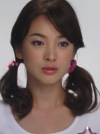 song hye kyo is so beautiful and cutesy and perfect inspo for makeup looks