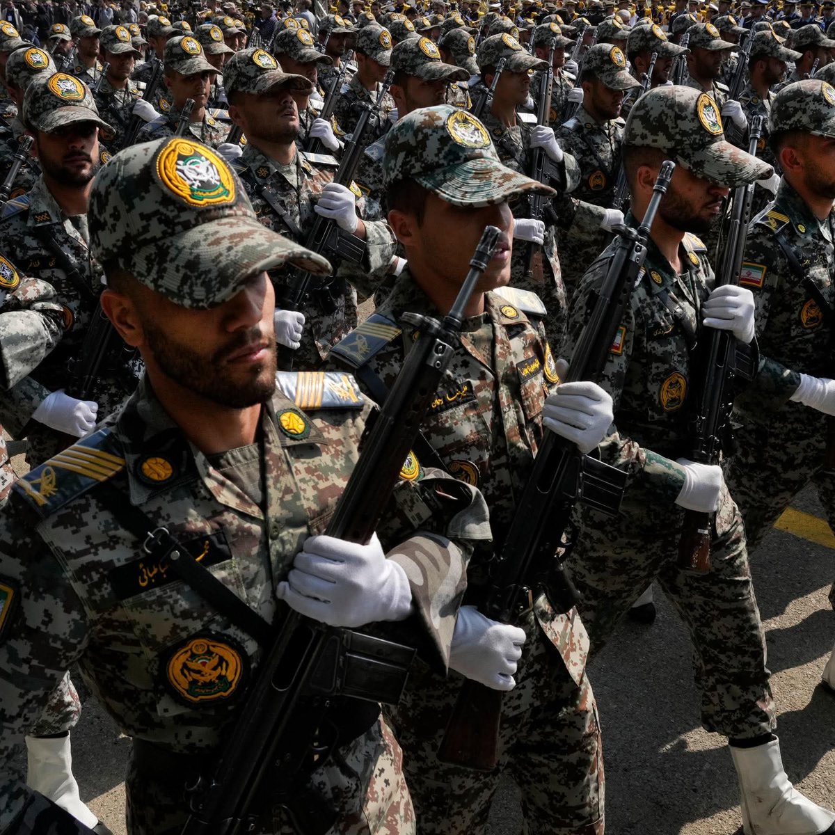 InaAlisow's tweet image. Iran’s Revolutionary Guard warns of “strong and decisive retaliation,” vowing to stay loyal to Ali Khamenei and punish those it says attacked the country. Statement broadcast by Al Jazeera.
#IranTensions #GlobalNews #XNews