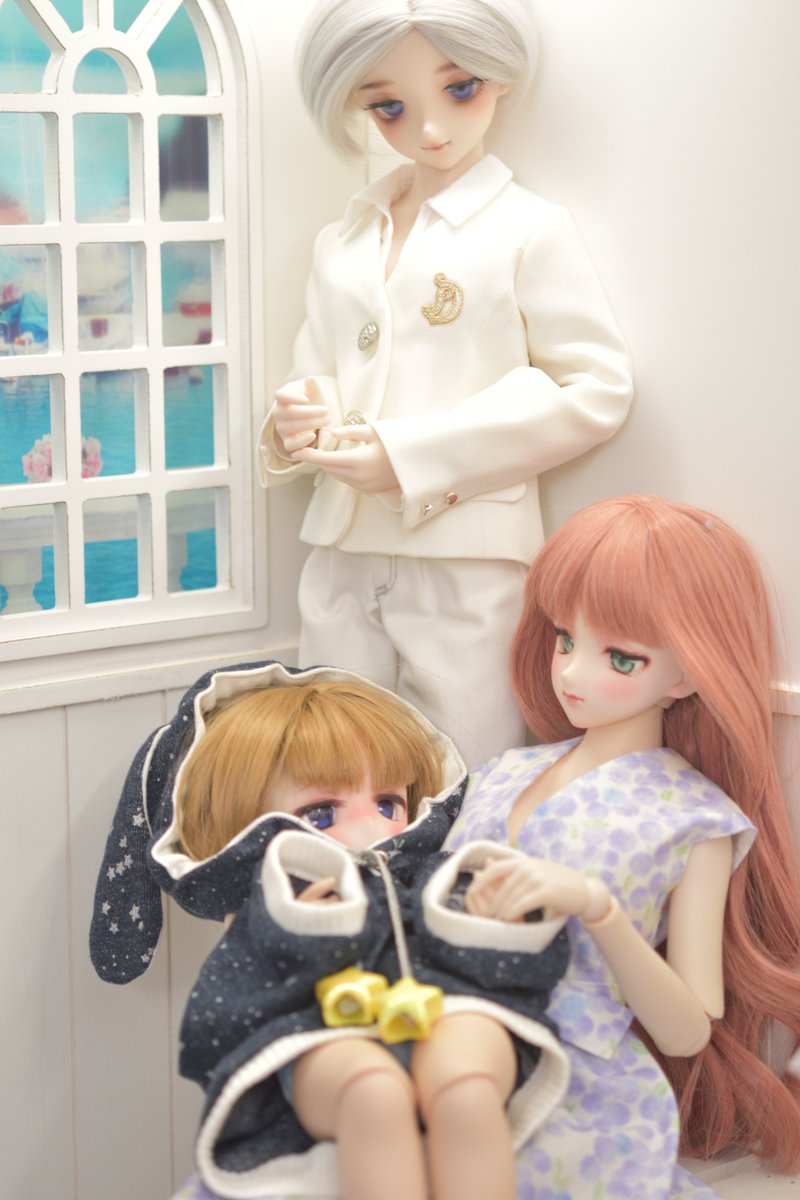 onya_HT's tweet photo. #プティモンド さんの背景ボード感想
ホームセンタの3段BOXと同様木枠にネジで組み立てるType
1/3sizeは板が薄くネジ部分弱いのが難点
ただ数千円で買えるのはﾒﾘｯﾄですね

撮影spaceに定点配置が前提かな
窓外は60㎝用よりも小さい背景布が合いました

受注頼んだので事前に感触解ってよかったです https://t.co/TIHlmggxA1