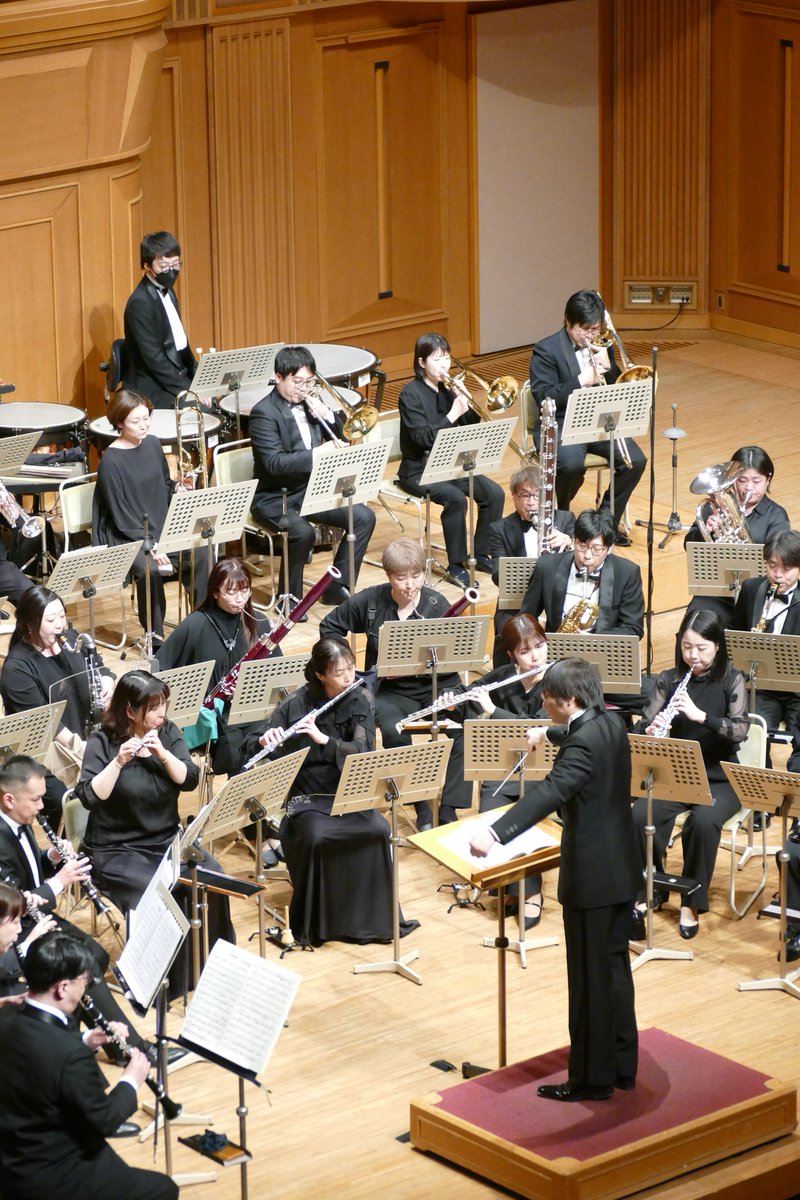 OsakaShion's tweet photo. 【公演情報🎺】

指揮に #大井剛史 氏をお迎えしてお届けいたしました、
🎼 住友生命いずみホール特別演奏会 MARCH! MARCH! MARCH!
たくさんのお客様にご来場いただき、誠にありがとうございました‼️

アンコールは以下の楽曲をお届けいたしました。
📯ゲバゲバ90分（宮川 泰／編曲：#宮川彬良）

次回のShion自主公演は、3月21日にザ・シンフォニーホールにて開催いたします。

指揮は吹奏楽を代表する作曲家、ヤン・ヴァンデルロースト氏✨
本日70歳のお誕生日を迎えられました👏
おめでとうございます🤩
21日は一緒にお誕生日をお祝いしましょう🍾

✅第165回定期演奏会
日時：2026年3月21日(土) 13:00開場／14:00開演
指揮／作曲：ヤン・ヴァンデルロースト
会場：ザ・シンフォニーホール
▼チケットのお買い求め・公演詳細はこちら▼
https://t.co/JV1PGpoOa8

#オオサカシオン